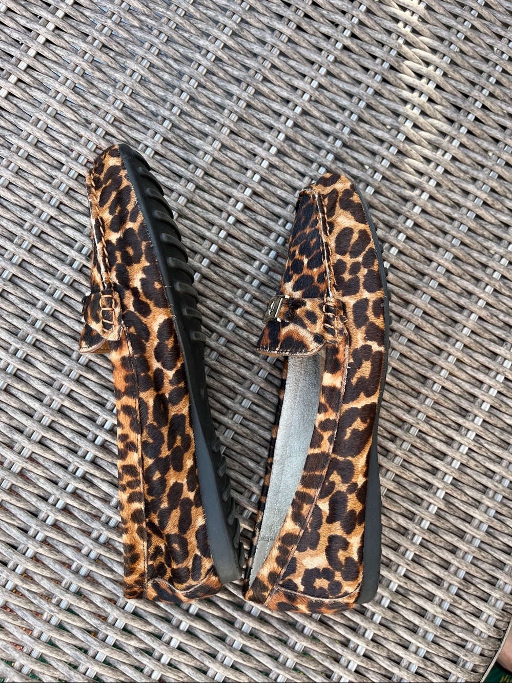 Giani Bernini Leopard Print Calf Hair Loafers Moccasins Flats 9.5 - Picture 3 of 8